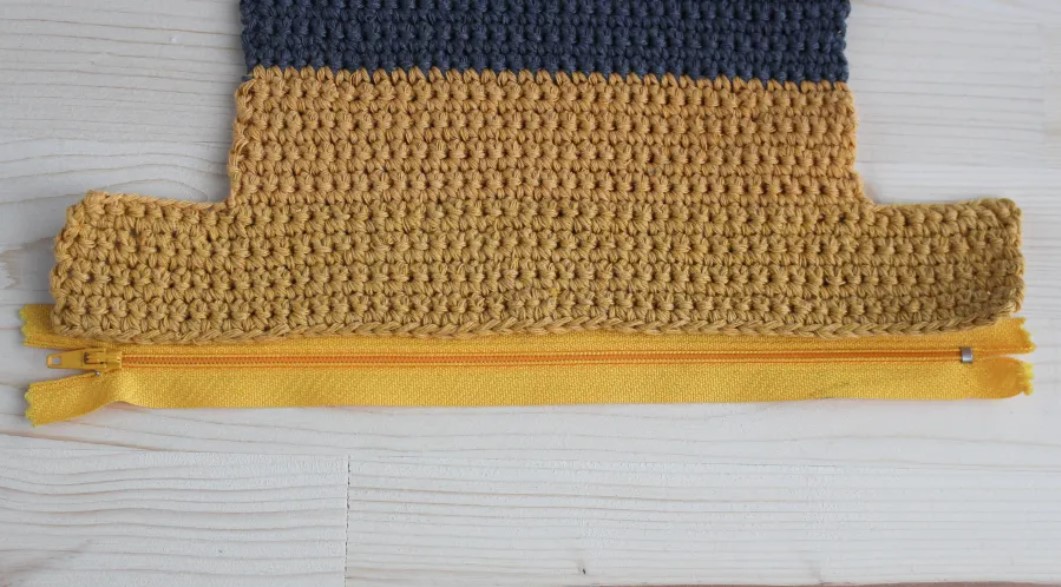 háčkovaný peračník