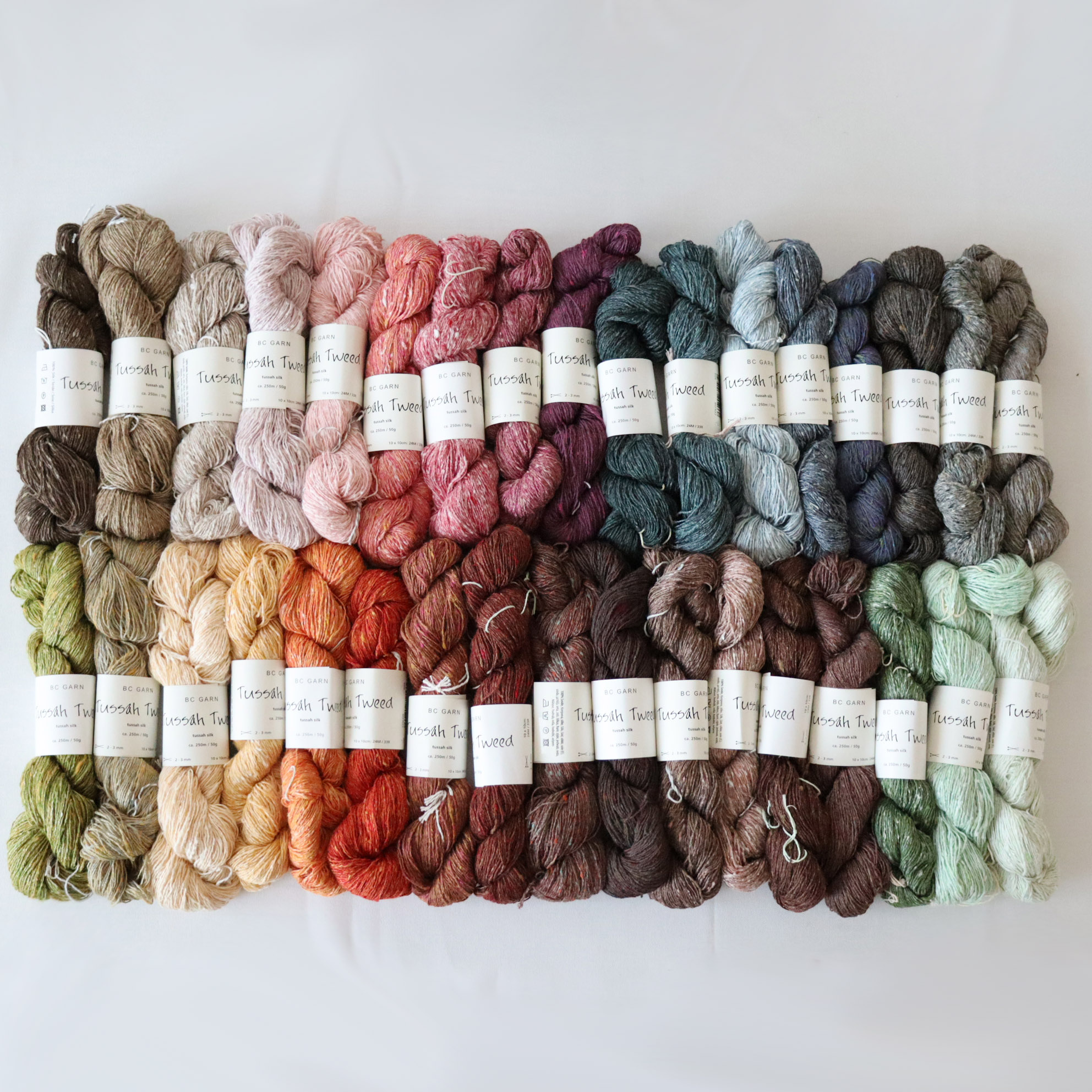 017 Tussah Tweed - svetlo modrý 100% hodváb s nopkami