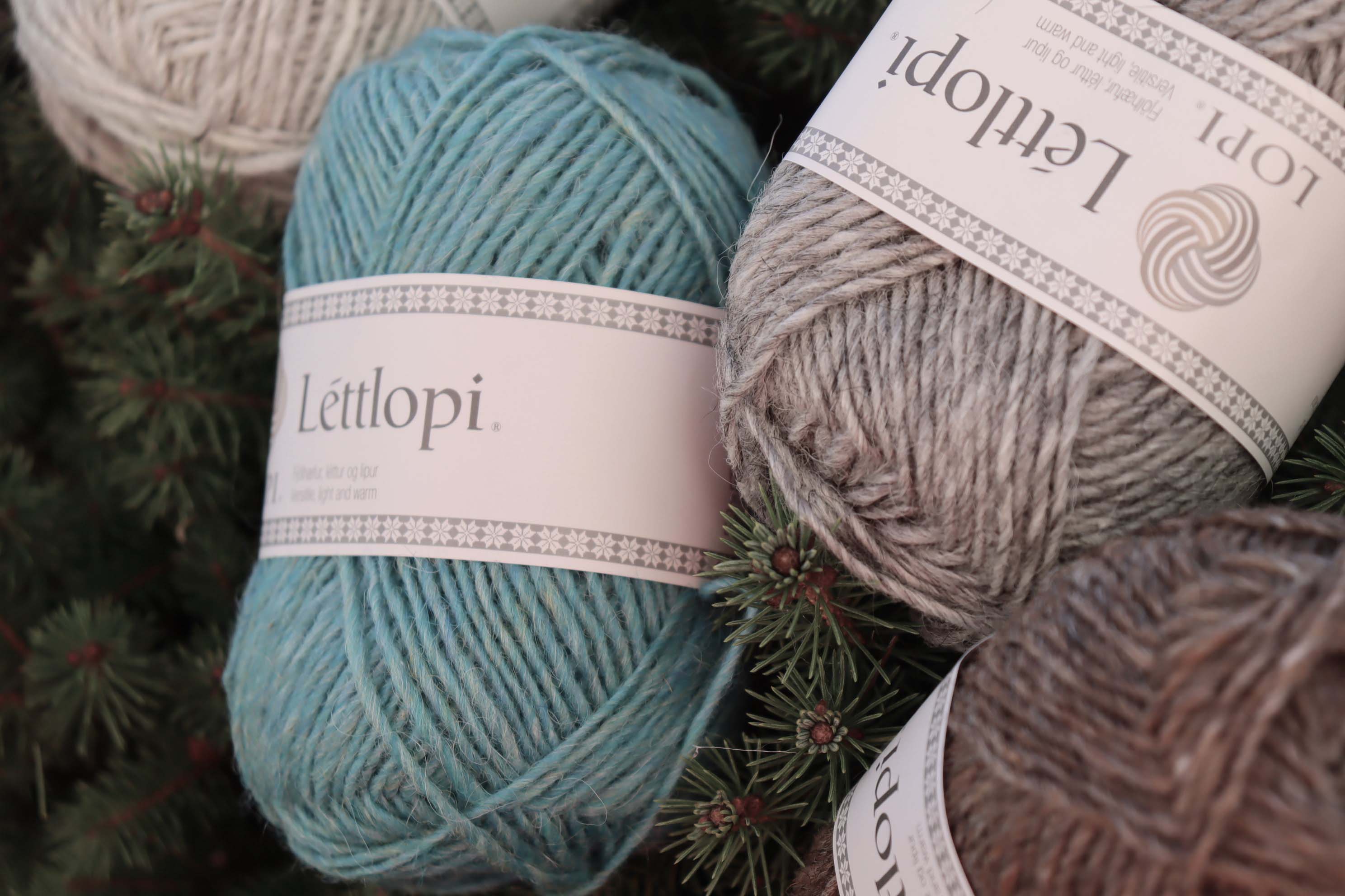 Léttlopi 1409 - Garnet Red - vínová 100% islandská vlna