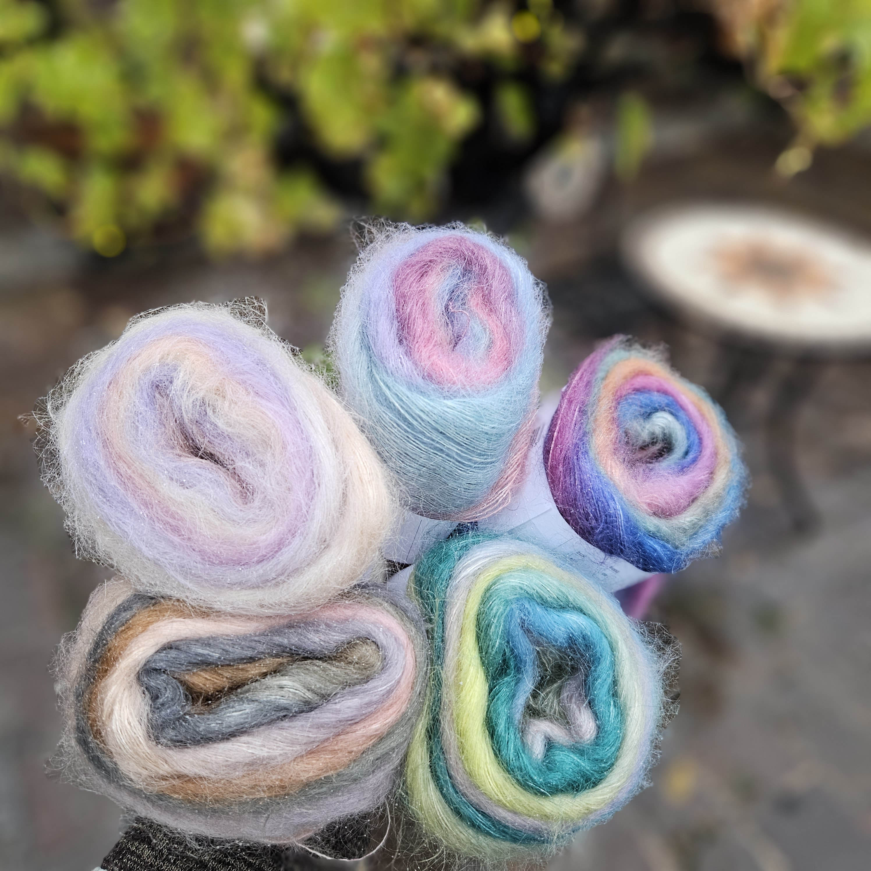 007 Super Kid Mohair ♥ Silk Print "Sphere" - tenká pastelová mohérová vlna s hodvábom