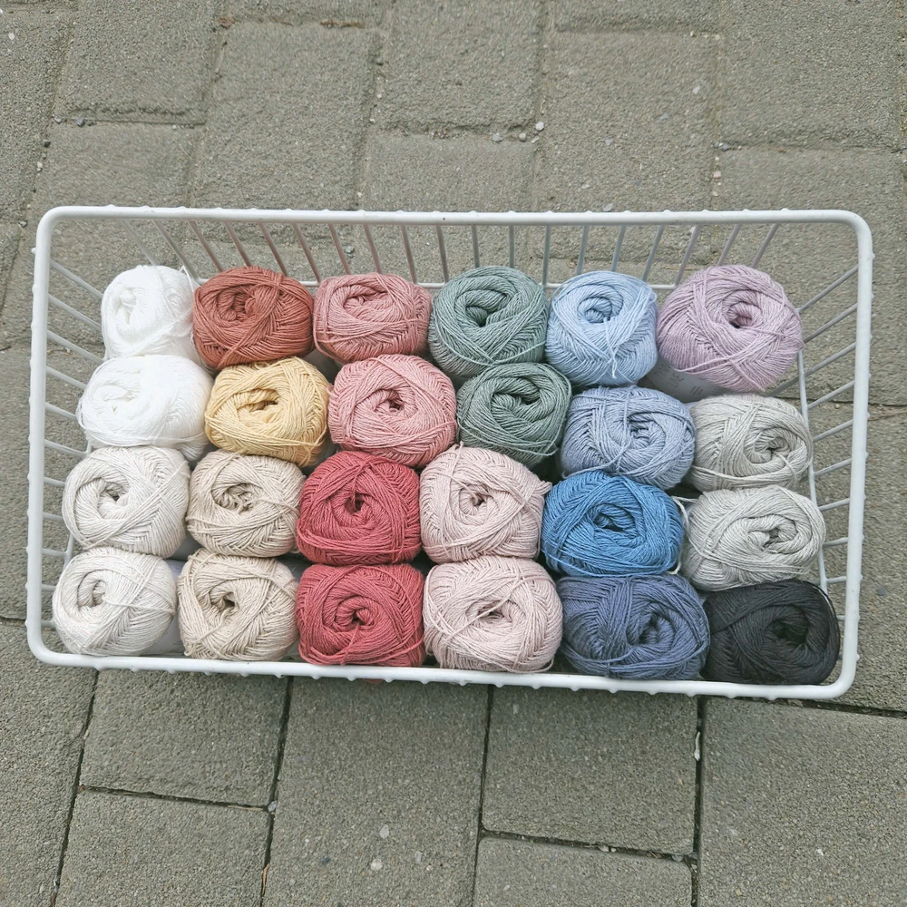 Tynn Line 3009 - oranžová tenká priadza s ľanom, viskózou a bavlnou