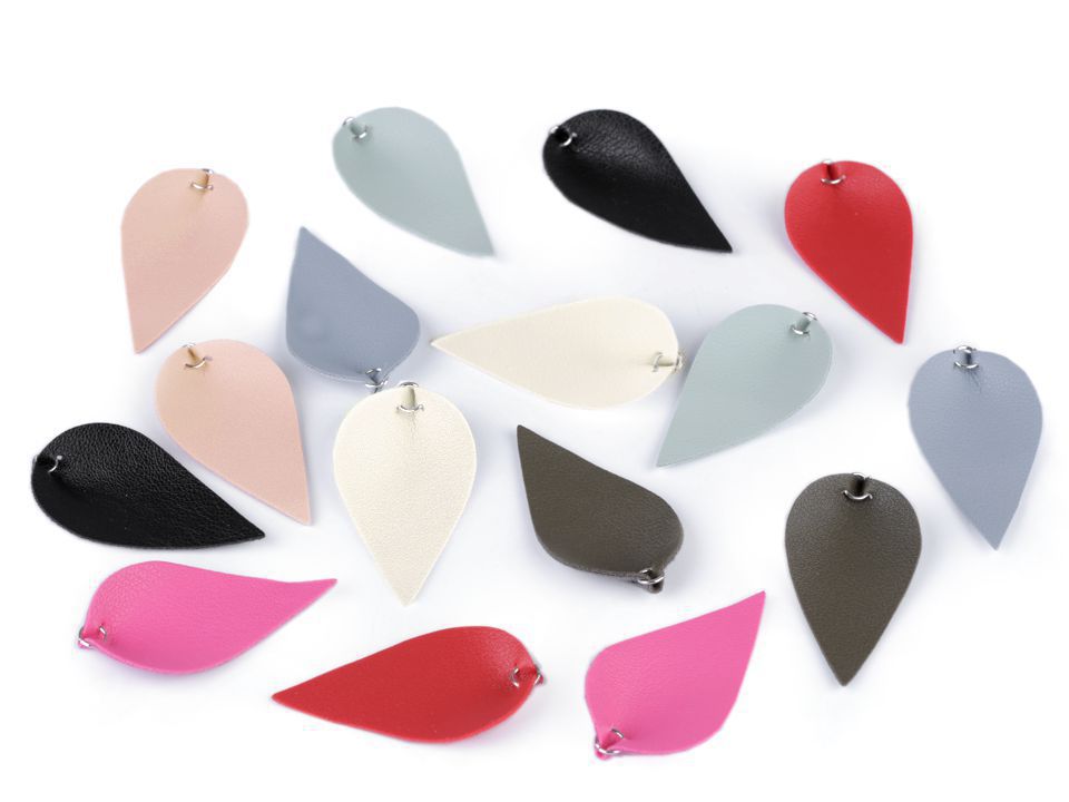 Bežovo strieborný metalický list / kvapka z eko kože s krúžkom 3,4 x 6,2 cm / KUS