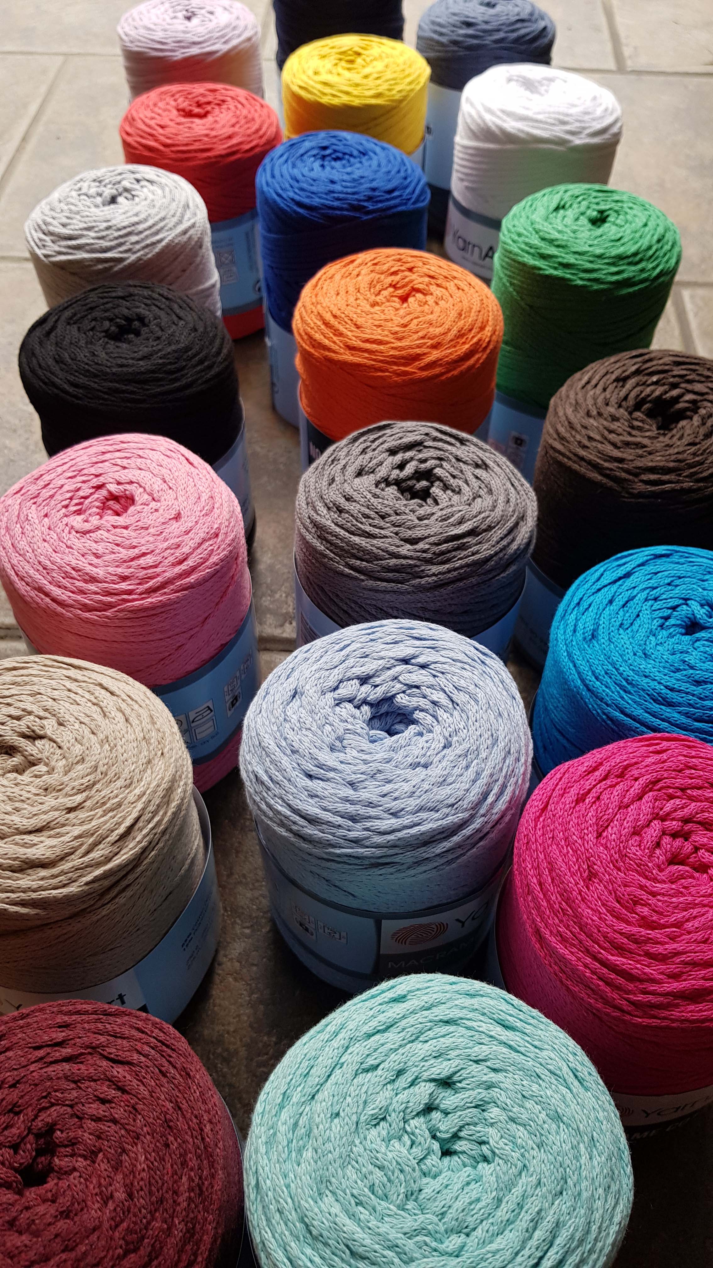 Stredne sivá špagátová priadza Macrame Cotton 774