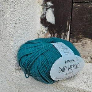 47 Baby Merino - Petrol morská 100% merino vlna so superwash úpravou