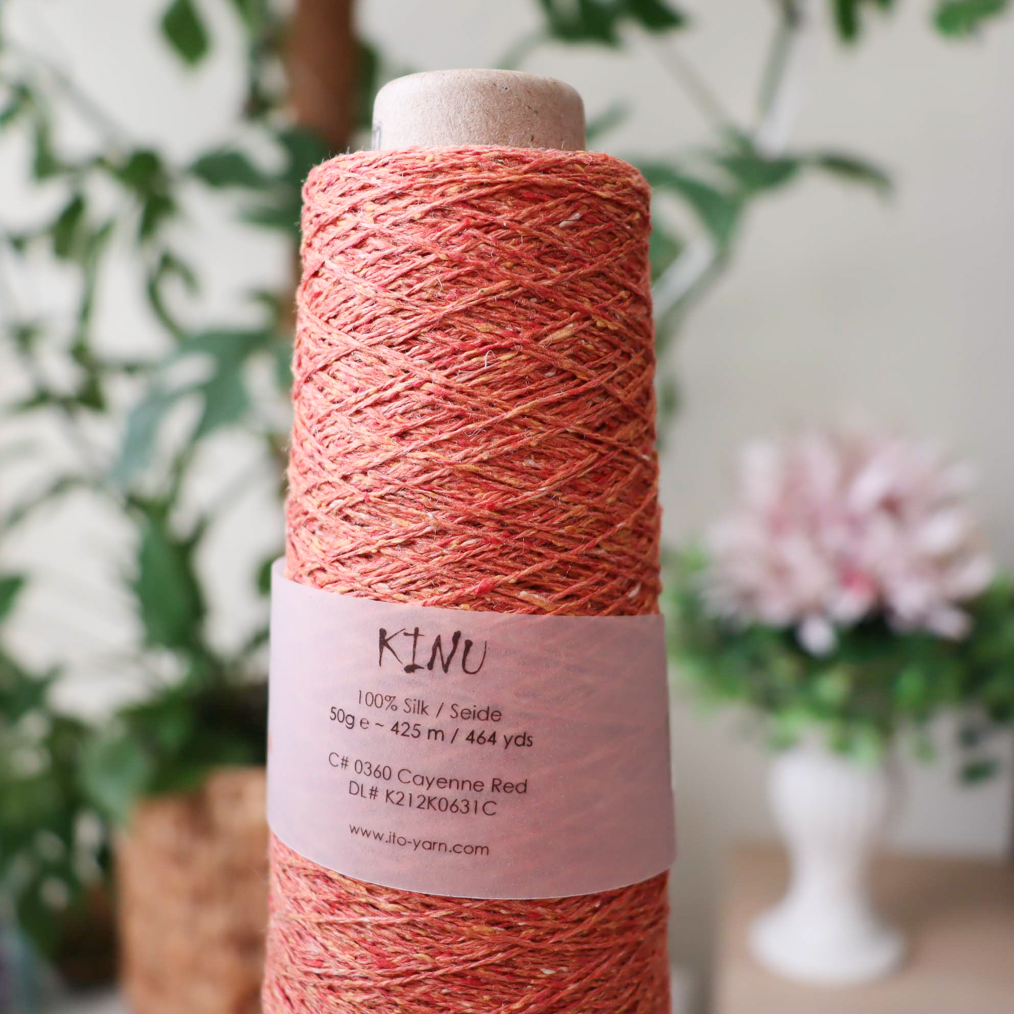 Kinu 0360 - Cayenne red - oranžovo červená priadza zo 100% hodvábu