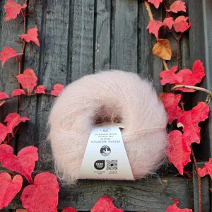 Silk Mohair Lux 6023 - pastel púdrovo ružová mohérová vlna s lesklým vláknom
