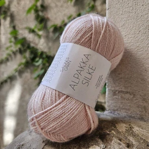 Alpakka Silke 3511 - púdrovo ružová tenká vlna s baby alpakou a hodvábom