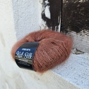Kid Silk 33 - škoricová tenká vlna s kid mohérom a hodvábom