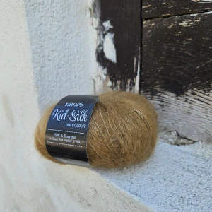 Kid Silk 50 - karamelová tenká vlna s kid mohérom a hodvábom