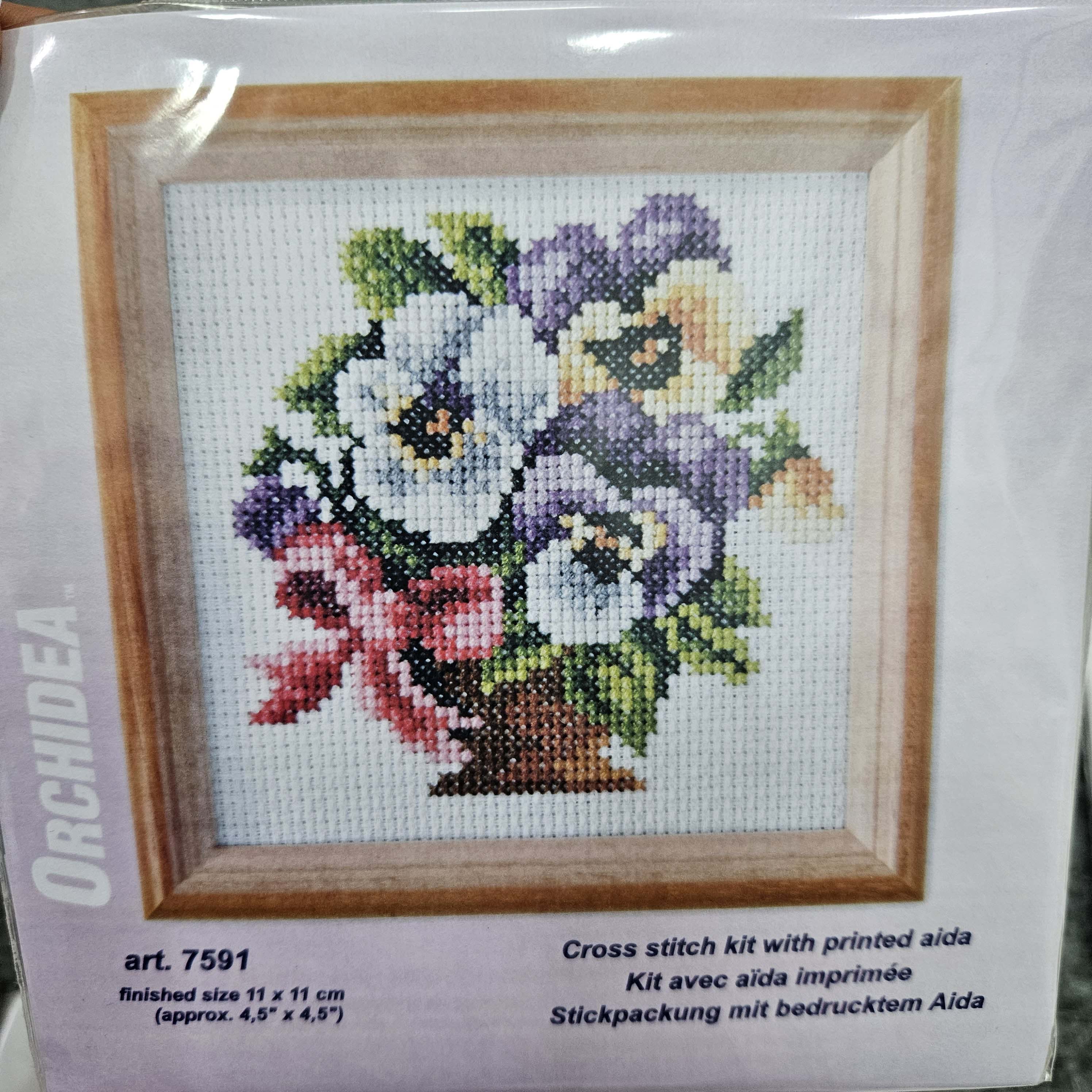 7591 - R2 - 11x11cm obrázok na vyšívanie - s mulinkami