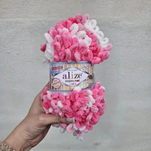 Puffy Fine Color 6383 - bielo ružová mäkká vlna s očkami