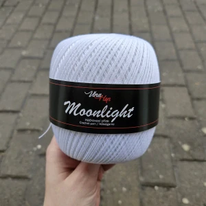 Moonlight 8002 - biela tenká bavlnená háčkovacia priadza