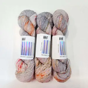 HHF Skinny Singles - Liebling - zemitá ručne farbená merino vlna