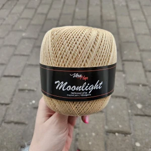 Moonlight 8208 - stredne bežová tenká bavlnená háčkovacia priadza
