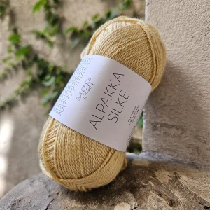 Alpakka Silke 2122 - pastel žltá tenká vlna s baby alpakou a hodvábom
