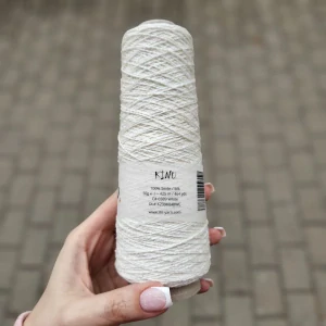 Kinu 0389 - White - biela priadza zo 100% hodvábu