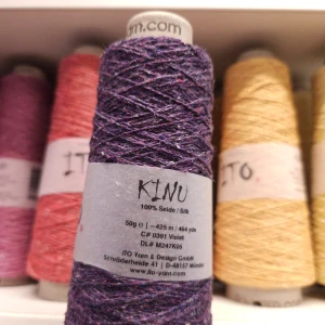 Kinu 0391 - Violet - fialová priadza zo 100% hodvábu