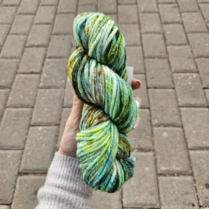 Chunky - zelenkavá mix hrubá merino vlna