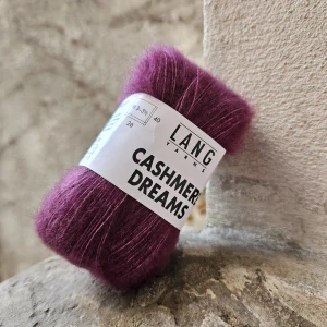 Cashmere Dreams 0080 - baklažánová tenká vlna s kašmírom a hodvábom