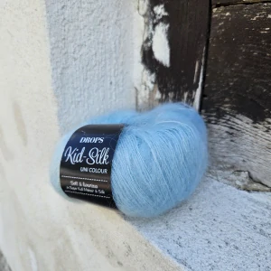 Kid Silk 58 - ľadovo modrá tenká vlna s kid mohérom a hodvábom