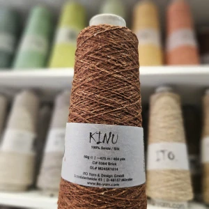 iba 1ks! Kinu 0364 - Brick - čokoládová priadza zo 100% hodvábu