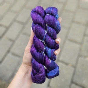 Mora - 1013 Unique Color - fialovo modrý 100% morušový hodváb