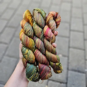 Mora - 1014 Unique Color - jesenný 100% morušový hodváb