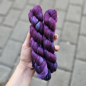 Mora - 1015 Unique Color - fialový 100% morušový hodváb