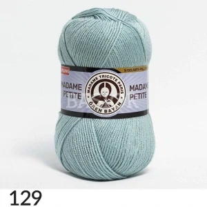 Madame Petite 129 - vintage modrá vlna s protižmolkovou úpravou
