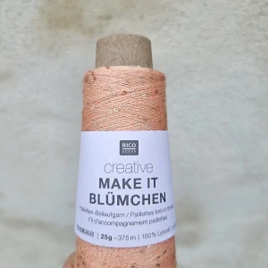 Make It Blümchen 012 - marhuľová tenká pripletacia priadza s flitrami