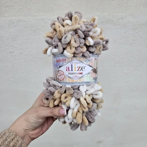 Puffy Fine Color 6403 - hnedá mäkká vlna s očkami