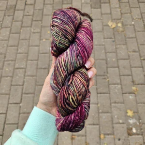 Mecha M11 - iba 1ks! - vintage dúhová 100% Superwash merino vlna