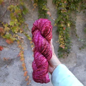 iba 3ks! Noventa - English Rose - cyklámenová hrubá ručne farbená 100% merino vlna
