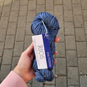 Rios - 209 Denim - denim modrá 100% superwash merino vlna