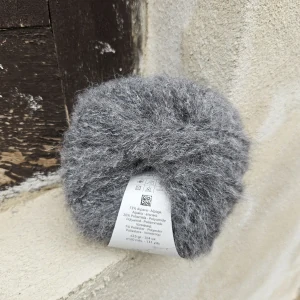 Alpaca Silver 256 - tmavšia sivá vlna s alpakou a strieborným vláknom