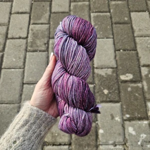 Rios R11 - iba 1ks! - fialková - 100% Superwash merino