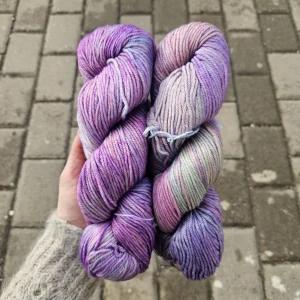 Rios R18 - iba 2ks! - do fialkova - 100% Superwash merino