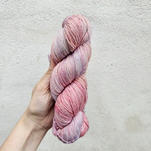 iba 2ks! Ultimate Sock 7 - ružová tenká ručne farbená merino vlna s nylonom