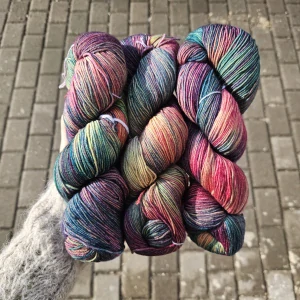 iba 3ks! Ultimate Sock 10 - farebná tenká ručne farbená merino vlna s nylonom
