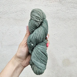 iba 3ks! Ultimate Sock 12 - vintage zelenkavá tenká ručne farbená merino vlna s nylonom