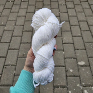 Rios - 943 White - biela 100% superwash merino vlna