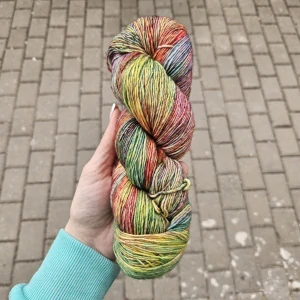 iba 1ks! Mechita - M5 - farebná ručne farbená 100% merino vlna