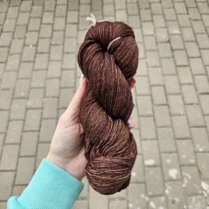 iba 1ks! Mechita - M6 - čoko hnedá ručne farbená 100% merino vlna