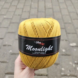 Moonlight 8190 - medová tenká bavlnená háčkovacia priadza