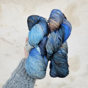 iba 3ks! Sock Aura - 464 Fluidez - modrastá tenká 100% merino vlna