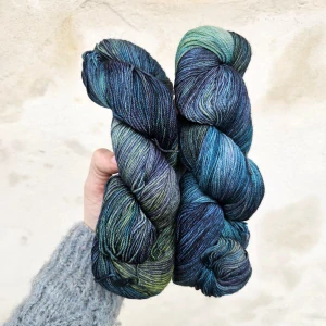 Sock Aura - 461 Misterio - morská tenká 100% merino vlna