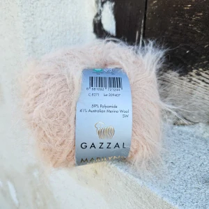 Marilyn & Merinos 8271 - telovo bežová mäkká chlpatá merino vlna s polyamidom