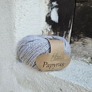 Papyrus 25 - svetlo sivá priadza z bavlny a hodvábu