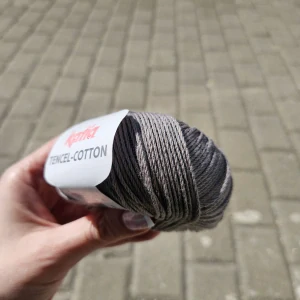 Tmavo sivá priadza s lyocel vláknom Tencel Cotton 28