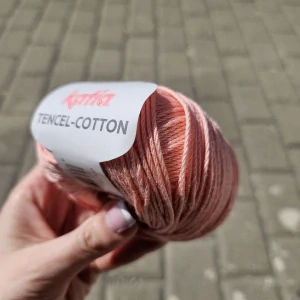 iba 9ks! Lososová priadza s lyocel vláknom Tencel Cotton 17
